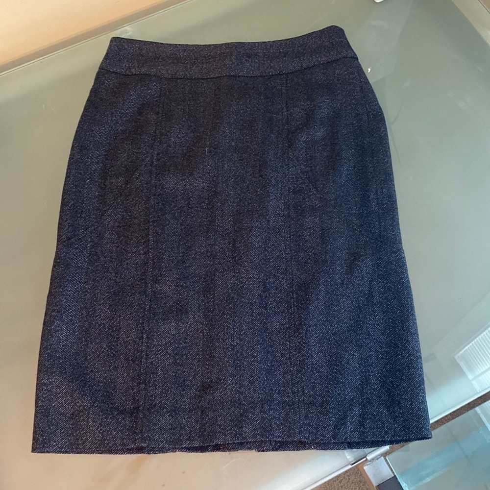 ANN Taylor Skirt Ann Taylor Virgin WOOL Pencil Skirt with Stretch Size 6
